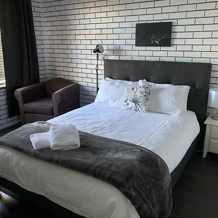 Kings Avenue Motel Saint Arnaud 外观 照片